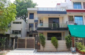 East Facing 6BHK Villa in Sushant Lok I